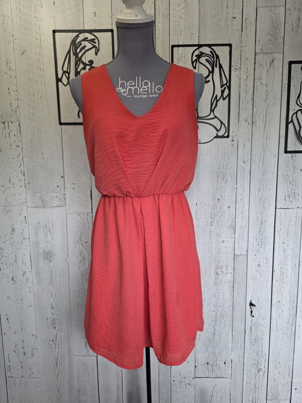 Dynamite Coral Sleeveless Fit & Flare Mini Dress Small V-Neck Lined Date Night